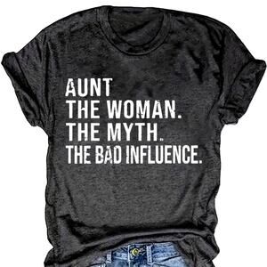Aunt. The Woman. Crew Neck T-shirt Deep Gray size 8/10
